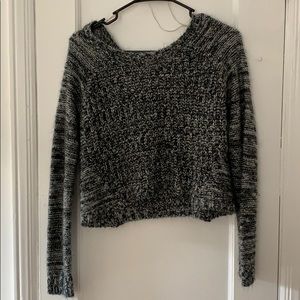Cropped gray sweater